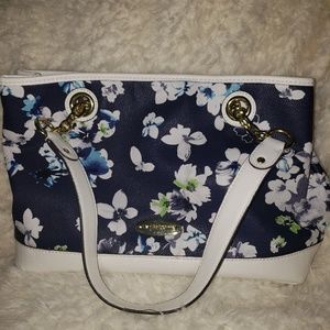 Liz Claiborne purse
